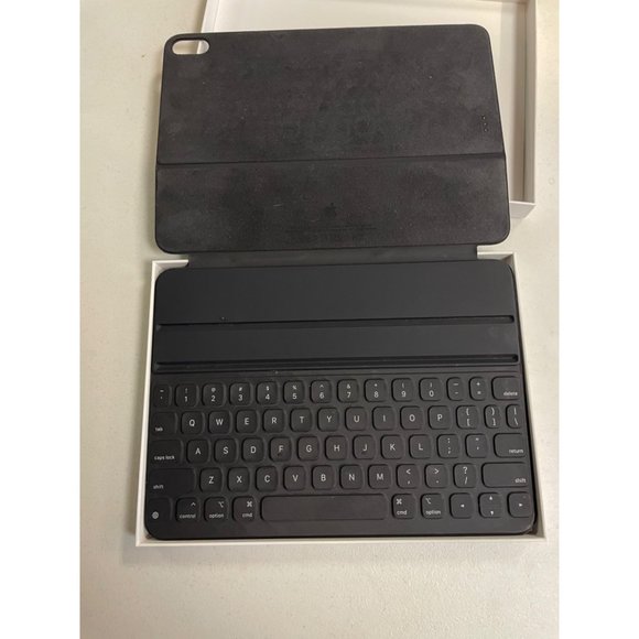 Apple Tablets & Accessories Apple Smart Keyboard Folio Case 1inch Ipad Pro 1st 2nd 3rd 4th